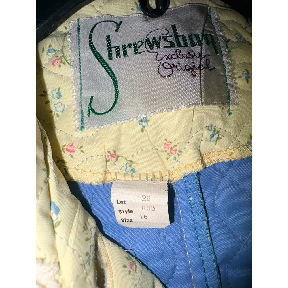 Vintage Shrewsbury Quilted Robe Yellow Floral Bird Lace Trim Housecoat NWT